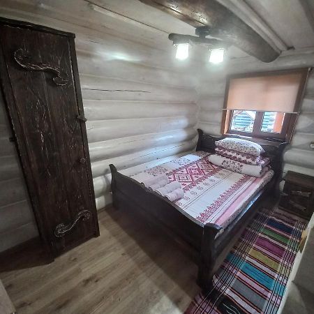 Маєток У Ґазди Synevyrsʼka Polyana Esterno foto